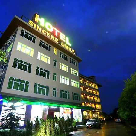 Hotel Sincere Smile Rangun Zewnętrze zdjęcie