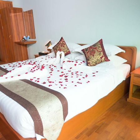 Hotel Sincere Smile Rangun Zewnętrze zdjęcie