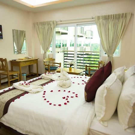 Hotel Sincere Smile Rangun Zewnętrze zdjęcie