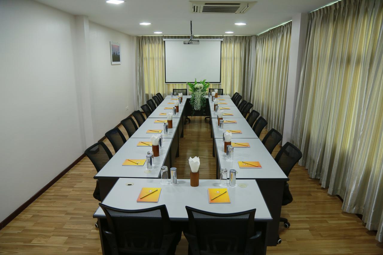 Hotel Sincere Smile Rangun Zewnętrze zdjęcie