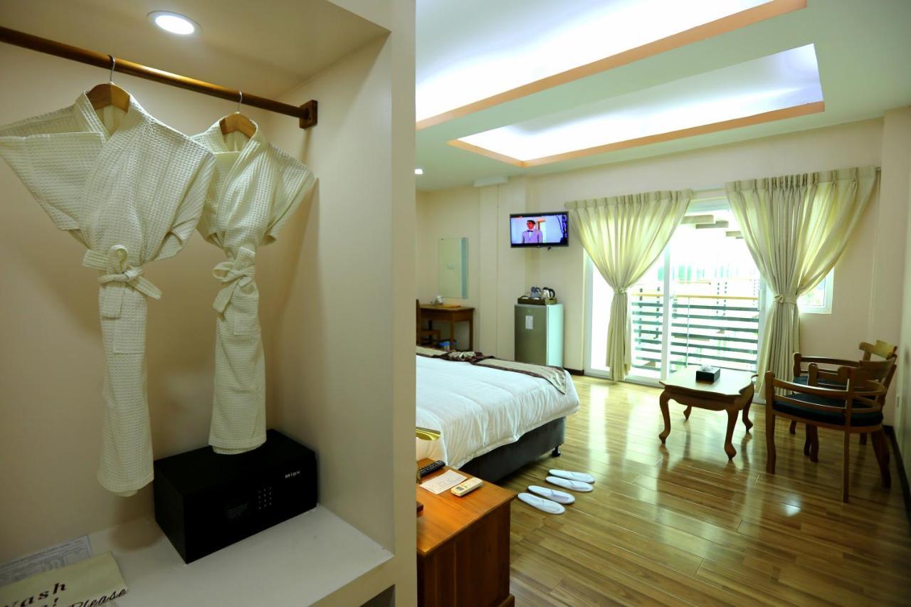 Hotel Sincere Smile Rangun Zewnętrze zdjęcie