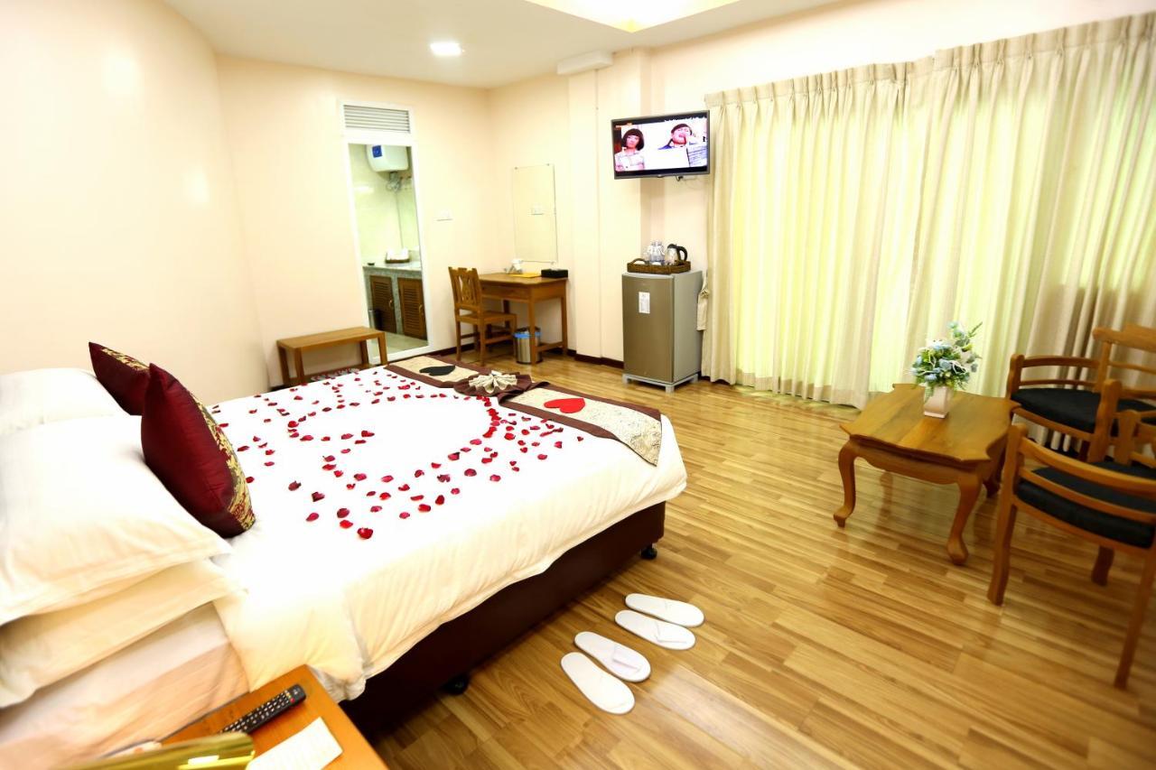 Hotel Sincere Smile Rangun Zewnętrze zdjęcie